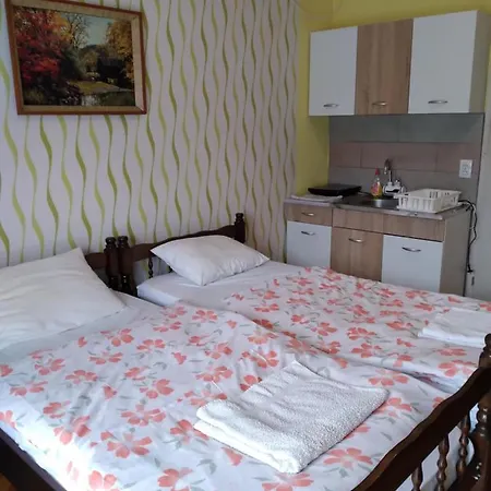 Pensjonat 2 Szemelynek Kanjiža